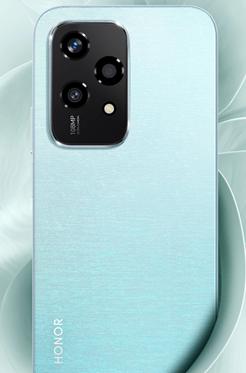 Honor 200 Lite: A Simple Yet Elegant and Capable Smartphone
