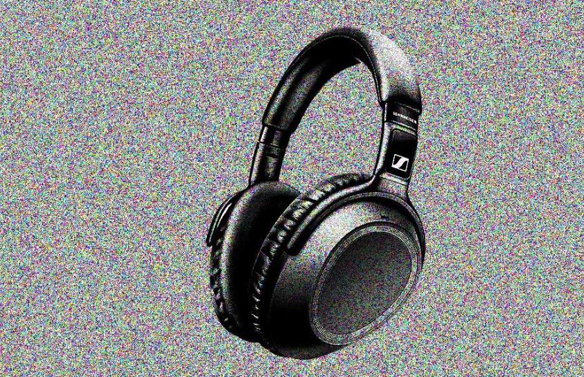 Why Do I Hear Static in My Headphones? Causes &amp; Fixes